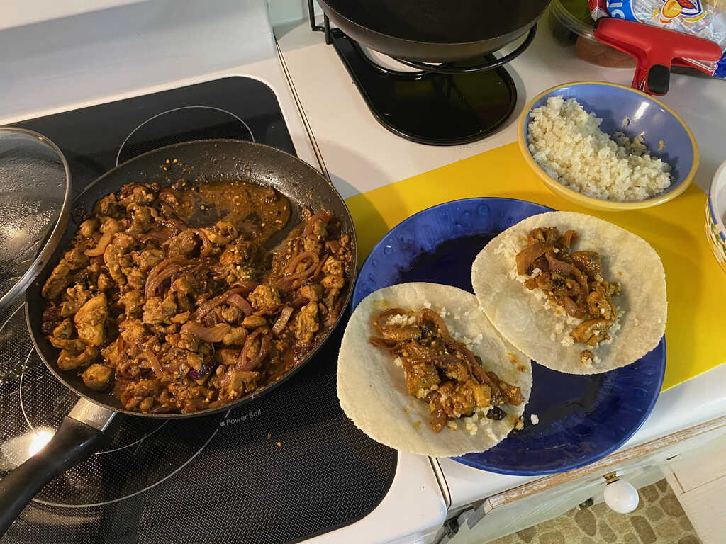 Chicken curry taco filling